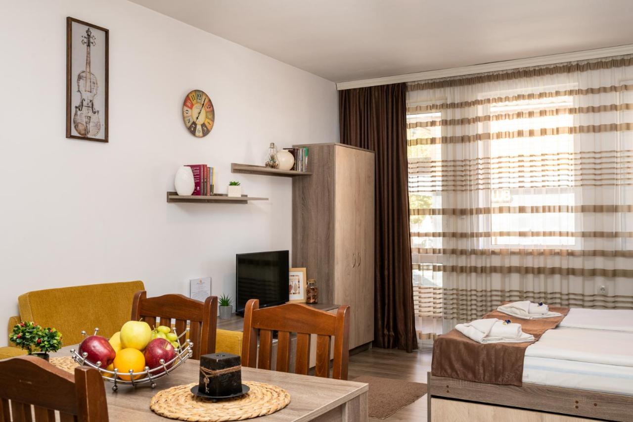 Luxor Apartment 벨린그래드 외부 사진