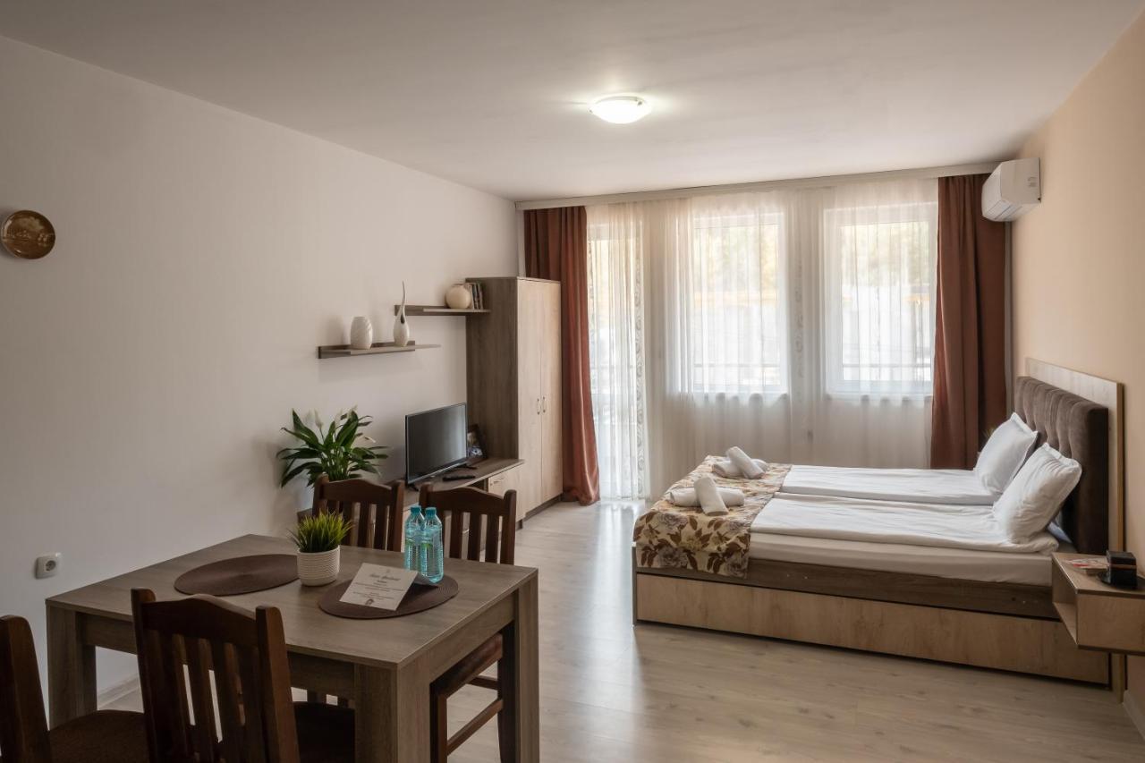 Luxor Apartment 벨린그래드 외부 사진